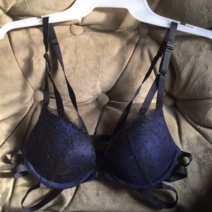 Victoria Secret Lacey Push-up Bra